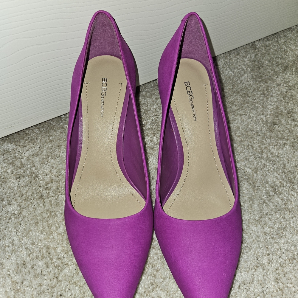 BCBGMAXAZRIA Women's Pink Pumps